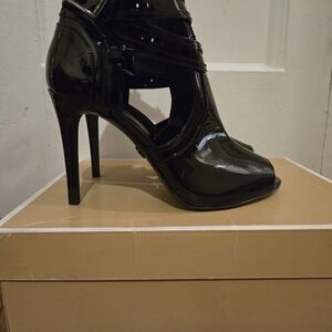 Michael Kors Glossy Black Heels